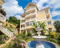 Отель Арина (Лоо)