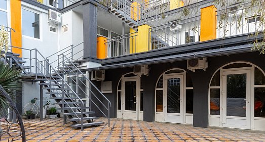 Отель Есенин Дача Туапсе - официальный сайт