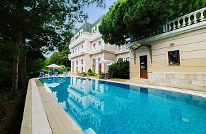 Фотографии объекта
							Вилла «Карасан» Алушта, Крым