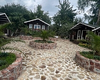 Отель Флора в Новом Афоне, вид снаружи Отель Флора (Новый Афон)