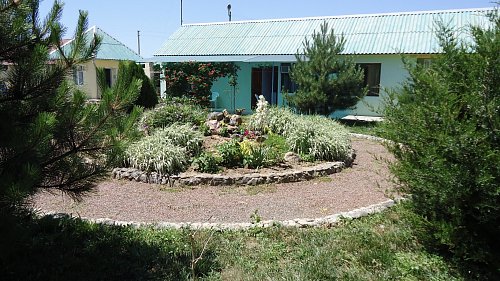 Гостевой дом «Нептун» Заозерное, Крым #1 Гостевой дом «Нептун» Заозерное, Крым #1