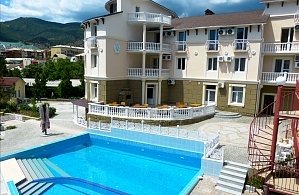 Фотографии объекта
							Отель «Романтик» Судак, Крым