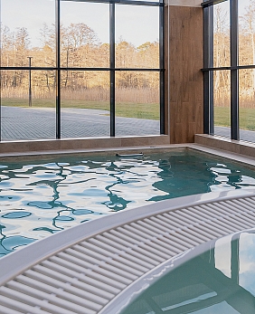 Отели Зеленоградска с бассейном