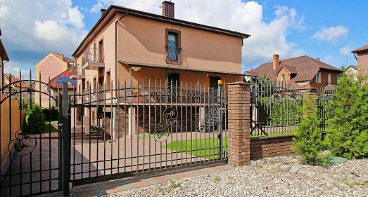 Отель Грин Вилль Зеленоградск - официальный сайт