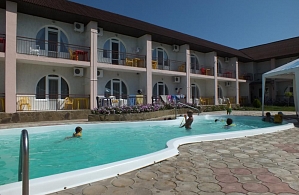 Фотографии объекта
							Отель «Оазис» Штормовое, Крым