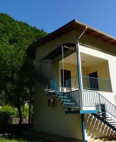 Отель «Домик в ущелье» Гагра, Абхазия