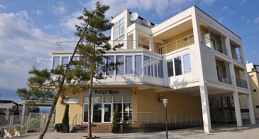 Отель Капля Моря Песчаное - официальный сайт Отель Капля Моря Песчаное - официальный сайт